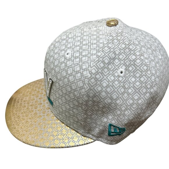 New Era NFL Gray Gold Super Bowl LIV 59FIFTY Fitted Hat Size 7 3/8 - Picture 2 of 8